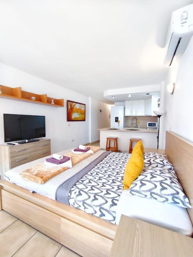 Chill Out Borinquen Apartamento Playa de las Americas  Exterior foto